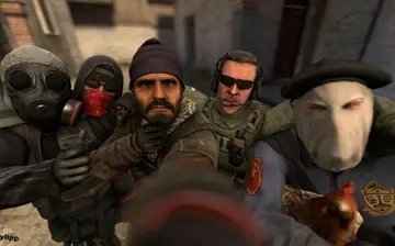 徐哥的野蛮人王喝血秀三杀，Aiming Kaisa骑脸输出。 Dplus KIA 的完美操作拉回一城。